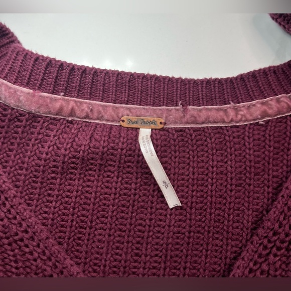 Free People Wine Damsel Bell Sleeve Sweater size Small Cotton Knit - Picture 4 of 6